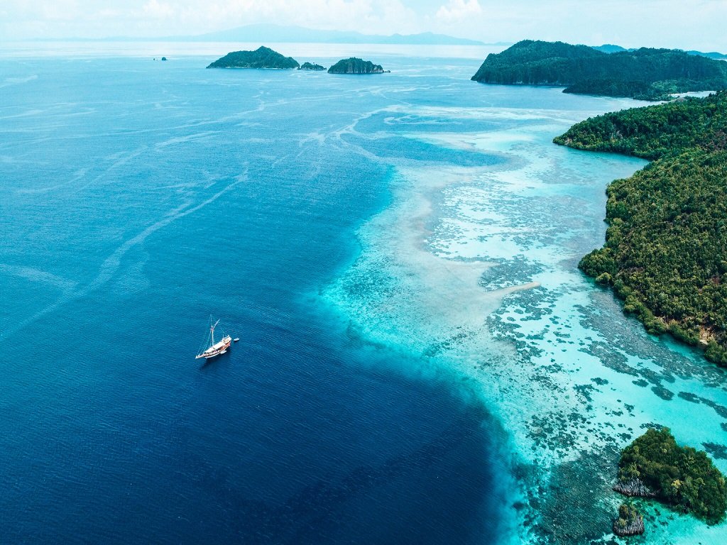The Climate, Diving Season and Best Time to Visit Liveaboards in Raja Ampat