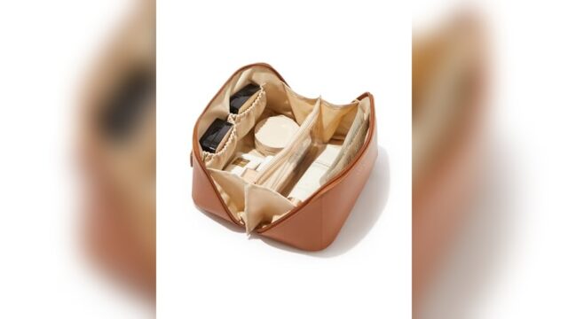 best-leather-toiletry-bag-for-women.jpg